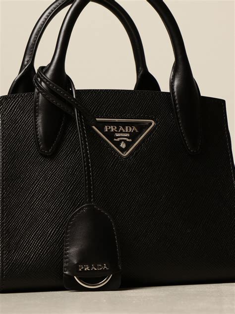 prada donna borsa|borse prada outlet.